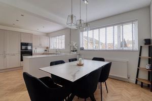 Kitchen/Diner- click for photo gallery
